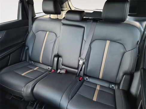 New 2025 MAZDA CX-70 Plug-In Hybrid w/ Premium Plus image 13