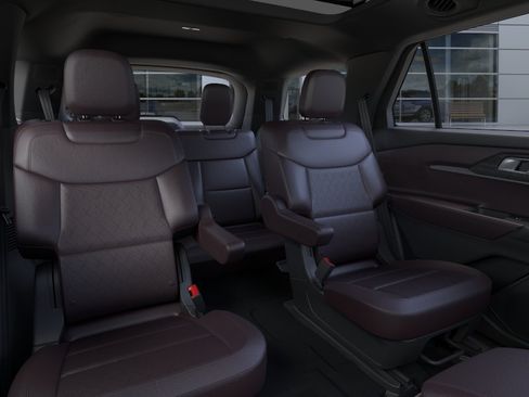 New 2026 Ford Explorer Platinum RWD image 11