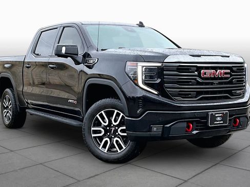 Used 2023 GMC Sierra 1500 AT4 w/ AT4 Premium Package image 3