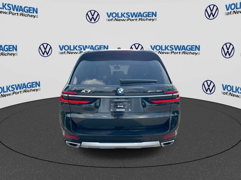 Used 2025 BMW X7 xDrive40i AWD/4WD image 13