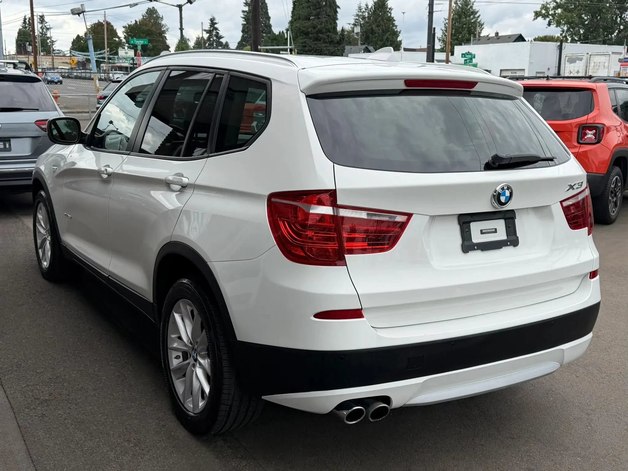 Used 2014 BMW X3 xDrive28i AWD/4WD image 5