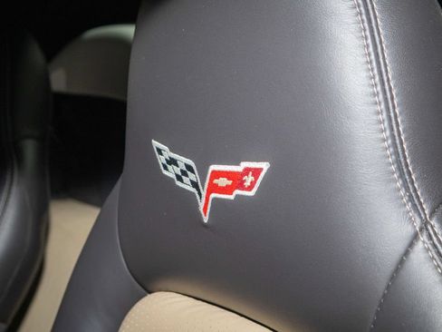 Used 2007 Chevrolet Corvette Convertible w/ Preferred Equipment Group RWD image 17