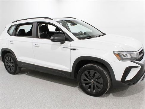 Certified 2023 Volkswagen Taos S image 1