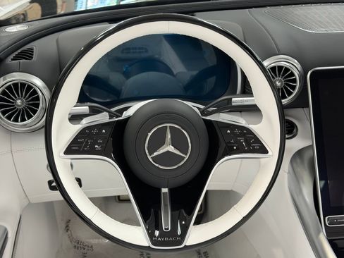 New 2026 Mercedes-Benz Maybach SL 680 image 13
