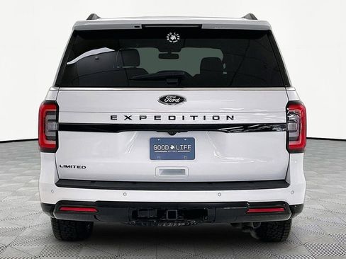 Used 2023 Ford Expedition Limited AWD/4WD image 5