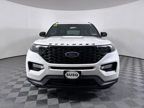 Certified 2024 Ford Explorer ST-Line w/ Class IV Trailer Tow Package AWD/4WD image 2