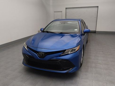 Used 2020 Toyota Camry LE image 15