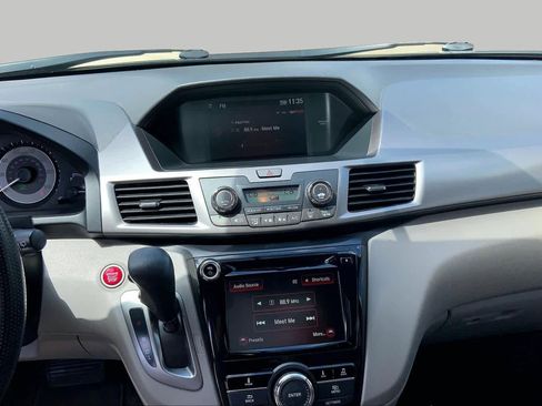 Used 2015 Honda Odyssey EX image 7