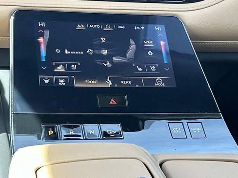 Certified 2025 INFINITI QX80 Sensory image 30