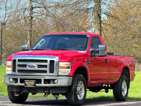 Used 2010 Ford F350 XLT image 2