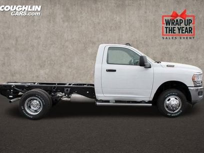 New 2024 RAM 3500 Tradesman w/ Chrome Appearance Group