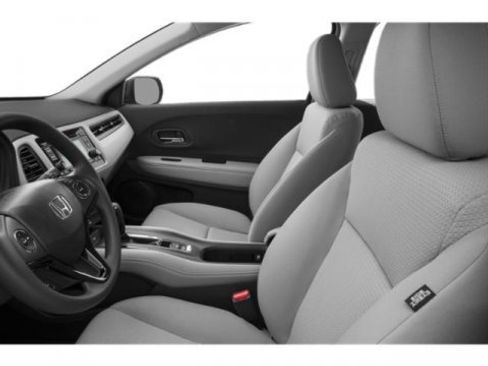 Used 2019 Honda HR-V LX image 9