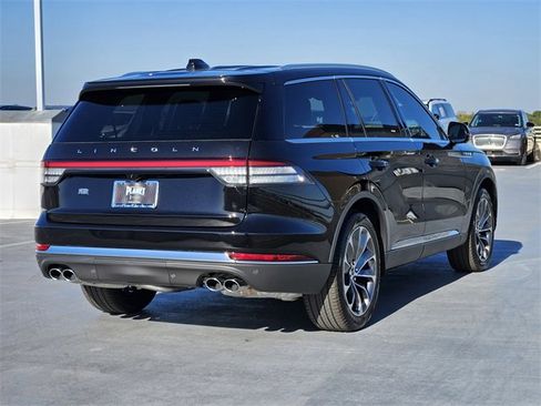 New 2026 Lincoln Aviator Reserve w/ Luxury Package image 7