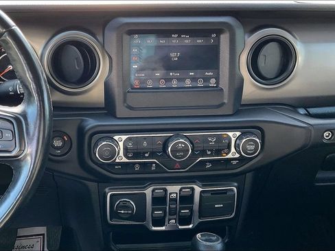 Used 2021 Jeep Wrangler Unlimited Sport AWD/4WD image 6