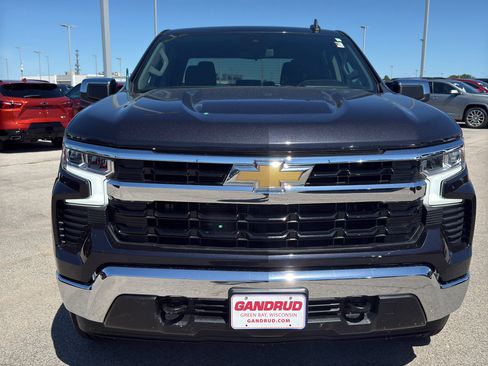 Certified 2022 Chevrolet Silverado 1500 LT AWD/4WD image 3