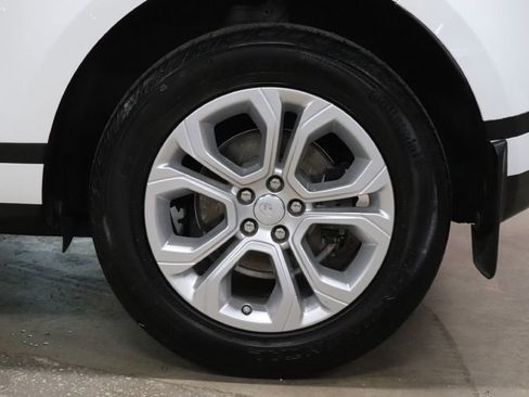 Used 2020 Land Rover Range Rover Evoque S image 38