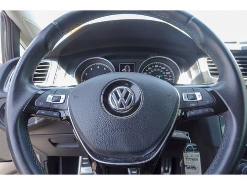 Used 2019 Volkswagen Golf Alltrack S AWD/4WD image 14