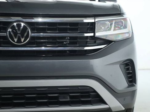 Certified 2023 Volkswagen Atlas SE image 7