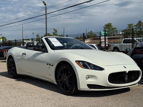 Used 2013 Maserati GranTurismo Convertible image 7