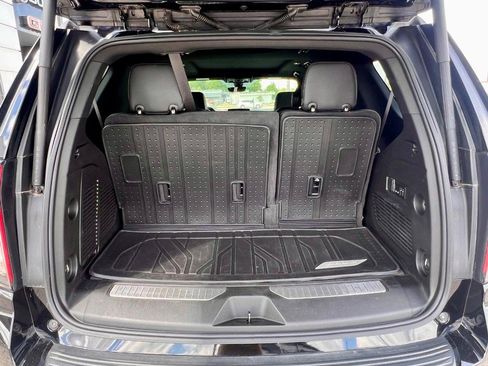 Used 2022 Chevrolet Tahoe High Country w/ Premium Package 2 image 6