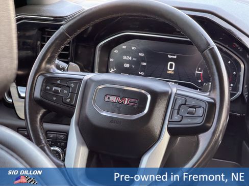 Certified 2022 GMC Sierra 1500 Elevation w/ Elevation Premium Package AWD/4WD image 10