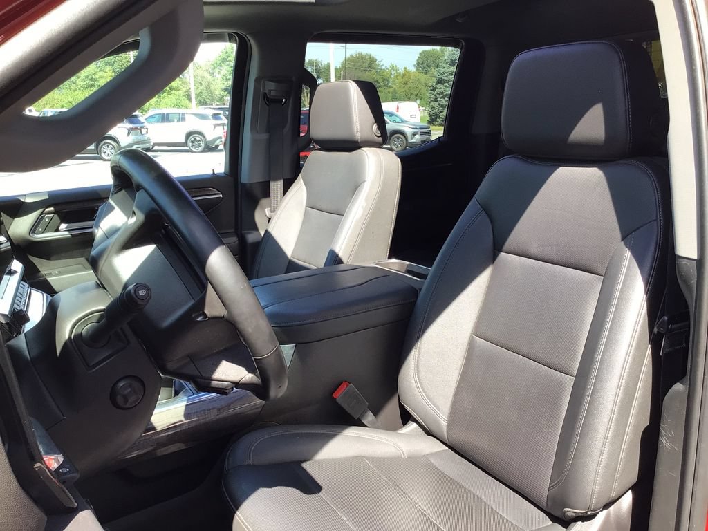 Used 2023 Chevrolet Silverado 1500 LTZ w/ Technology Package AWD/4WD image 25