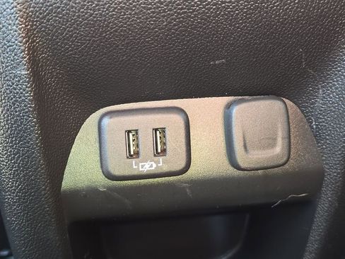 Used 2022 GMC Canyon Elevation w/ Elevation Premium Package image 44