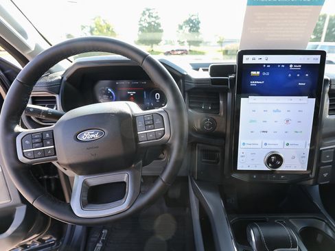 Certified 2025 Ford F150 Lightning Flash AWD/4WD image 13