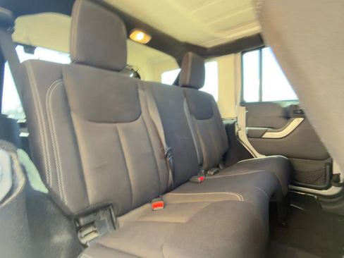 Used 2014 Jeep Wrangler Unlimited Sahara w/ Max Tow Package image 32