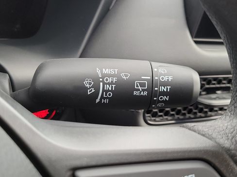 New 2027 Honda HR-V LX image 14