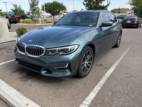 Used 2020 BMW 330i xDrive Sedan w/ Convenience Package AWD/4WD image 2