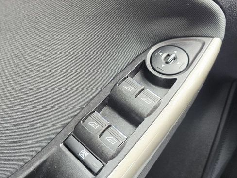 Used 2012 Ford Focus SEL image 24