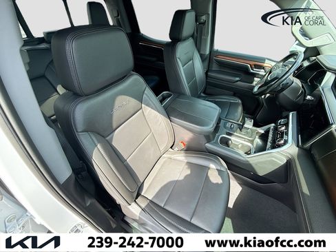 Used 2023 GMC Sierra 1500 Denali w/ Denali Reserve Package image 14