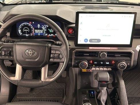 Certified 2025 Toyota 4Runner TRD Off-Road Premium image 9