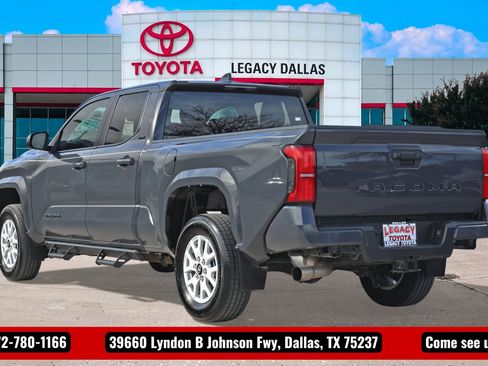 Used 2024 Toyota Tacoma SR5 image 9