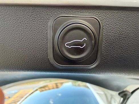 Used 2020 Tesla Model 3 Long Range image 19