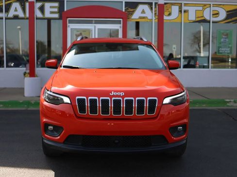 Used 2021 Jeep Cherokee Latitude Lux AWD/4WD image 2