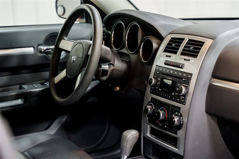 Used 2008 Dodge Charger SE RWD image 21