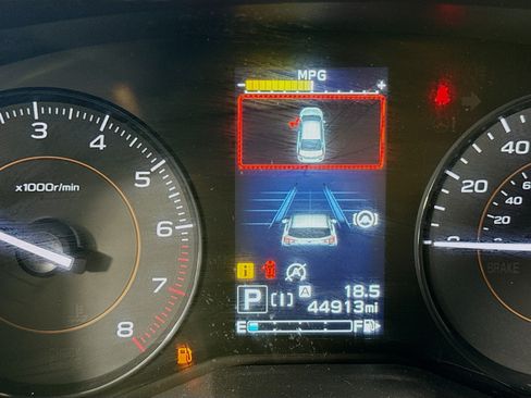 Used 2021 Subaru Crosstrek 2.0i Premium AWD/4WD image 16