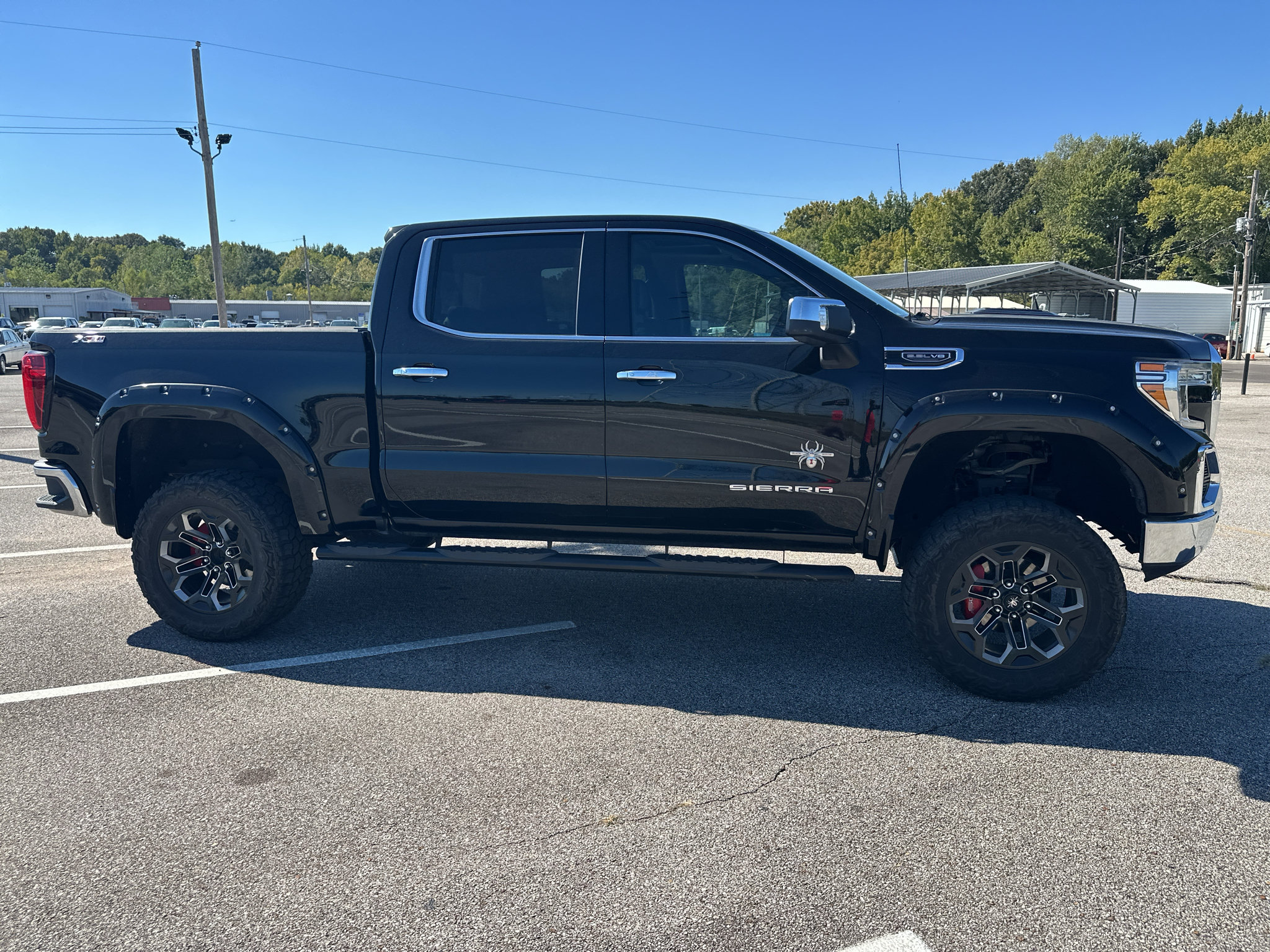 Used 2019 GMC Sierra 1500 SLT w/ SLT Premium Plus Package AWD/4WD image 13