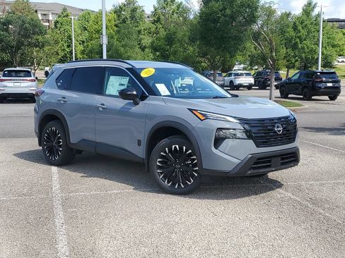 New 2026 Nissan Rogue Dark Armor AWD/4WD image 32