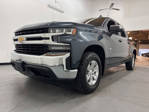 Used 2020 Chevrolet Silverado 1500 LT w/ Texas Edition image 21