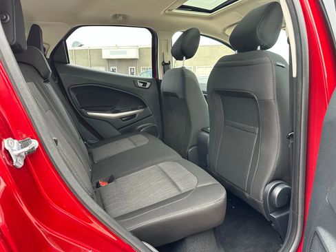 Used 2021 Ford EcoSport SE w/ SE Convenience Package image 26