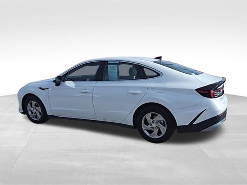 Used 2025 Hyundai Sonata SE FWD image 6