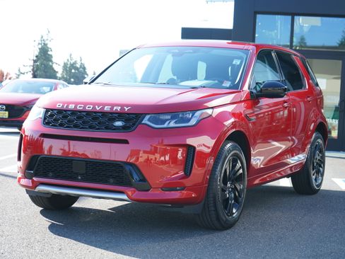 Used 2024 Land Rover Discovery Sport S image 9