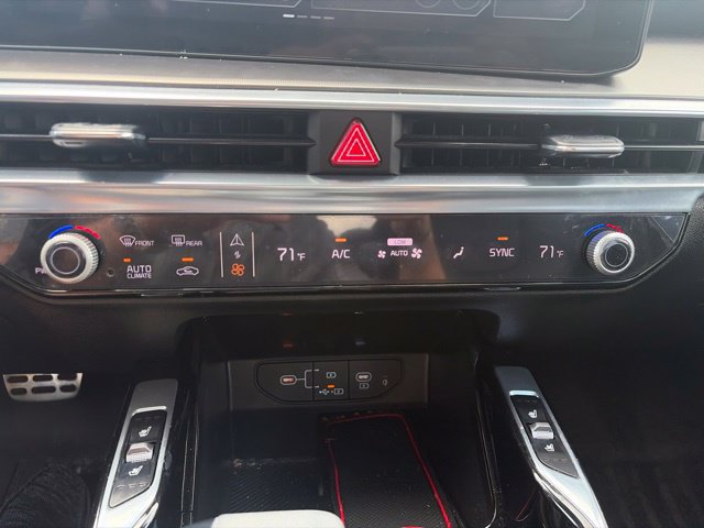 Used 2025 Kia Sorento SX FWD image 41