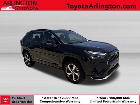 Used 2025 Toyota RAV4 SE w/ Weather & Moonroof Package AWD/4WD image 1