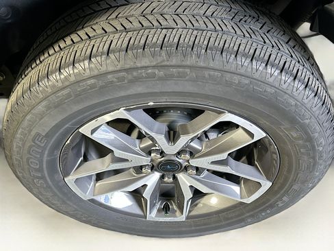 Used 2024 Jeep Wrangler Unlimited AWD/4WD image 11