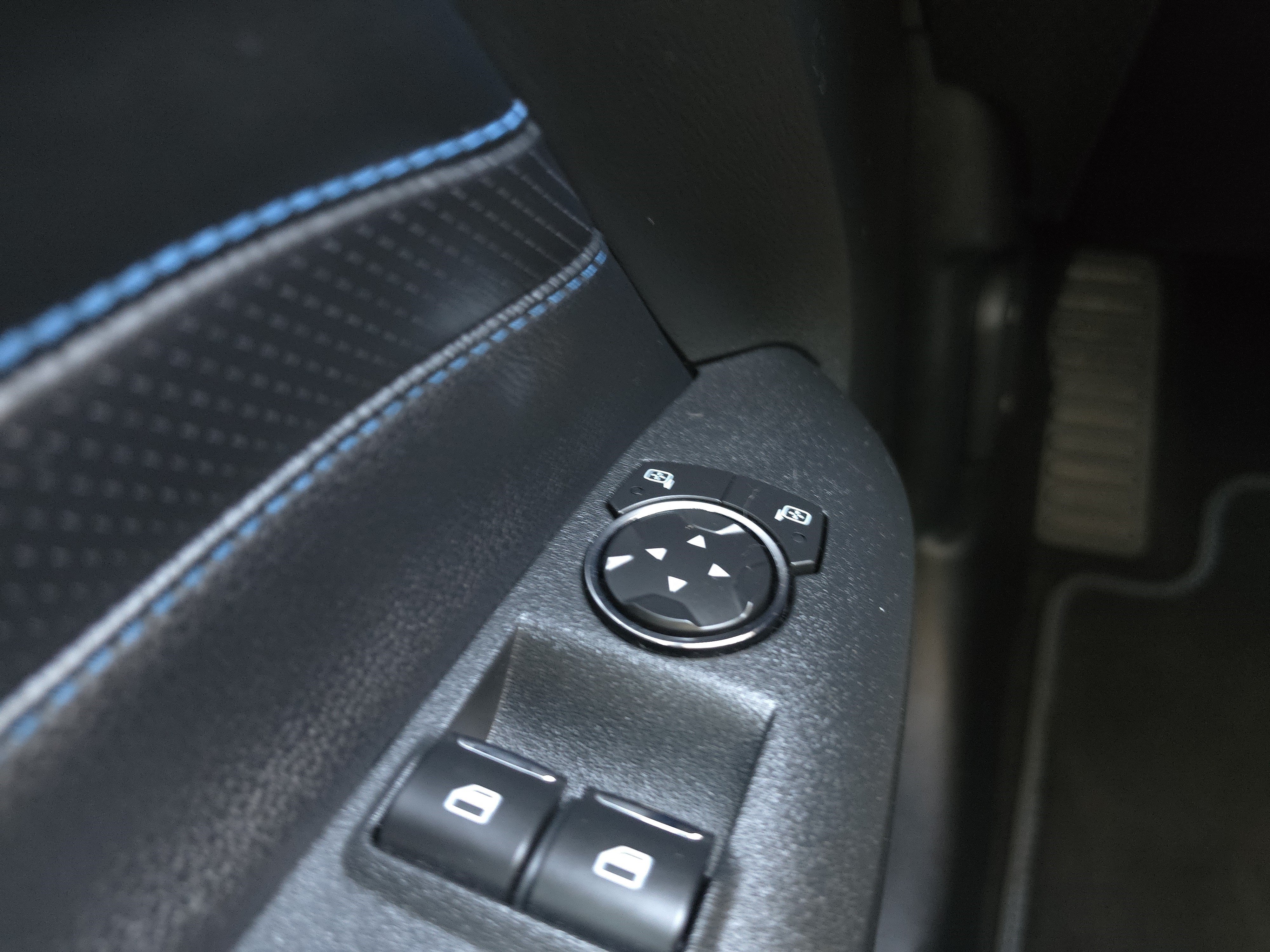 Certified 2020 Ford Mustang GT Premium w/ Performance Package - Level 2 RWD image 24