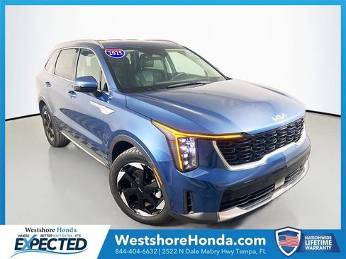 Used 2025 Kia Sorento EX AWD/4WD image 1